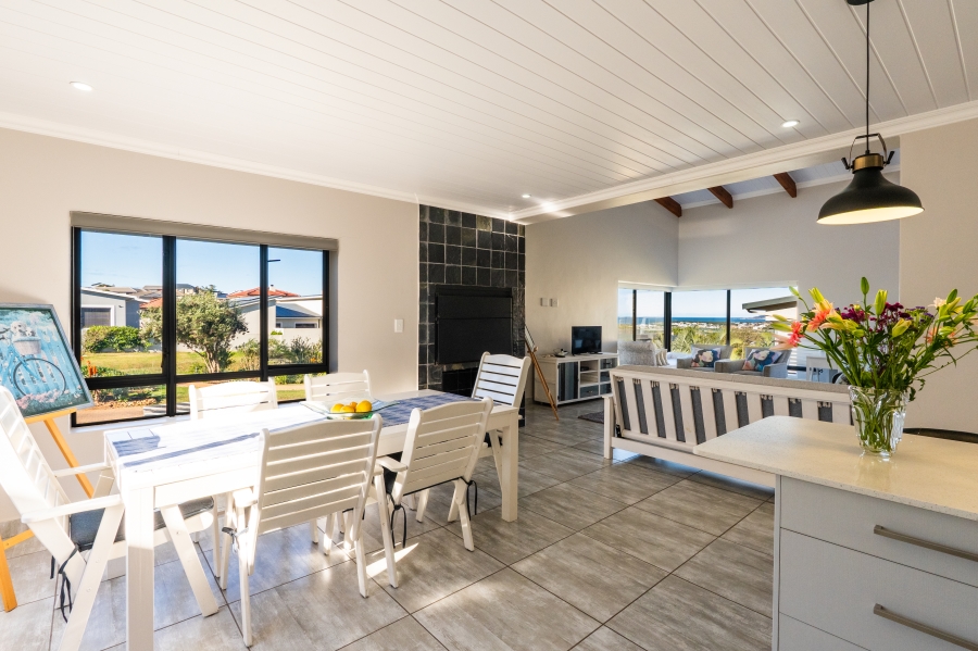 3 Bedroom Property for Sale in Monte Christo Western Cape